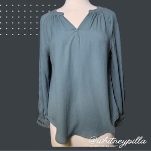 3/$20 Ann Taylor long sleeve v-neck Top cutout Statement Sleeve slate blue Med